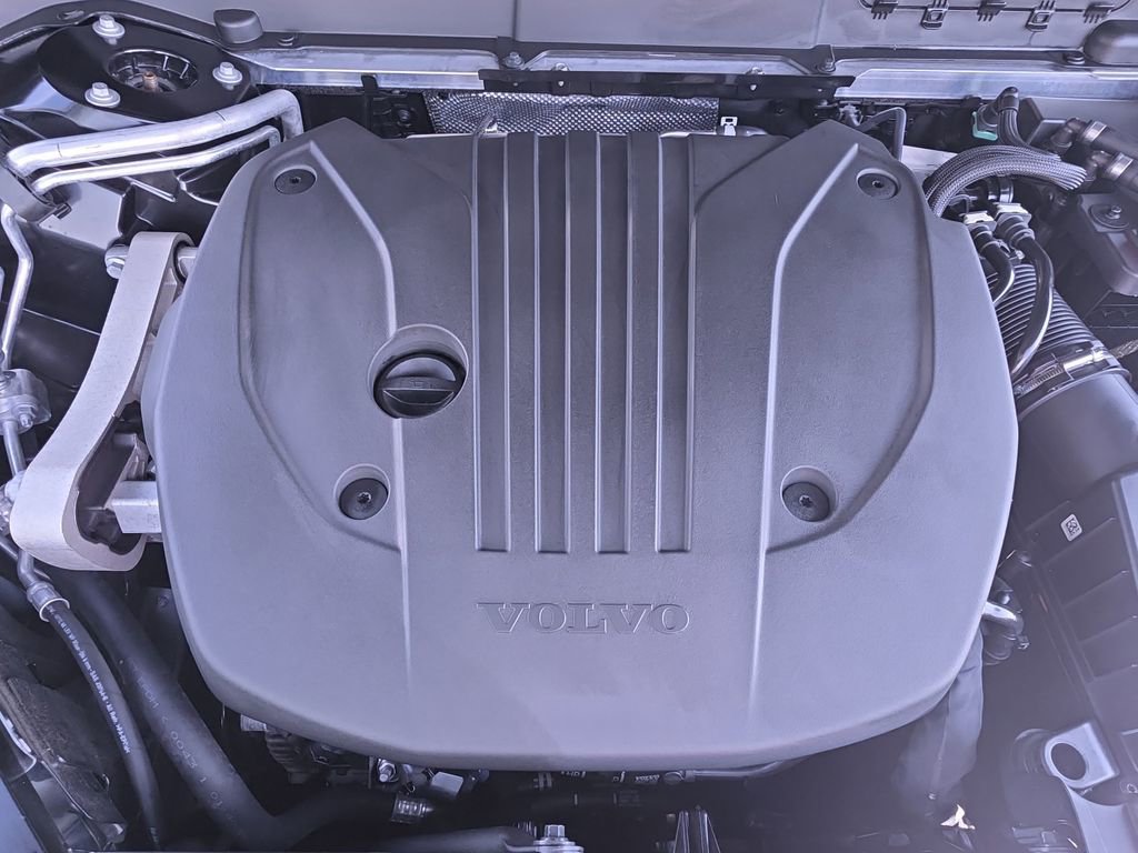 Used 2024 Volvo XC60 B5 Core w/ Protection Package Premier image 35