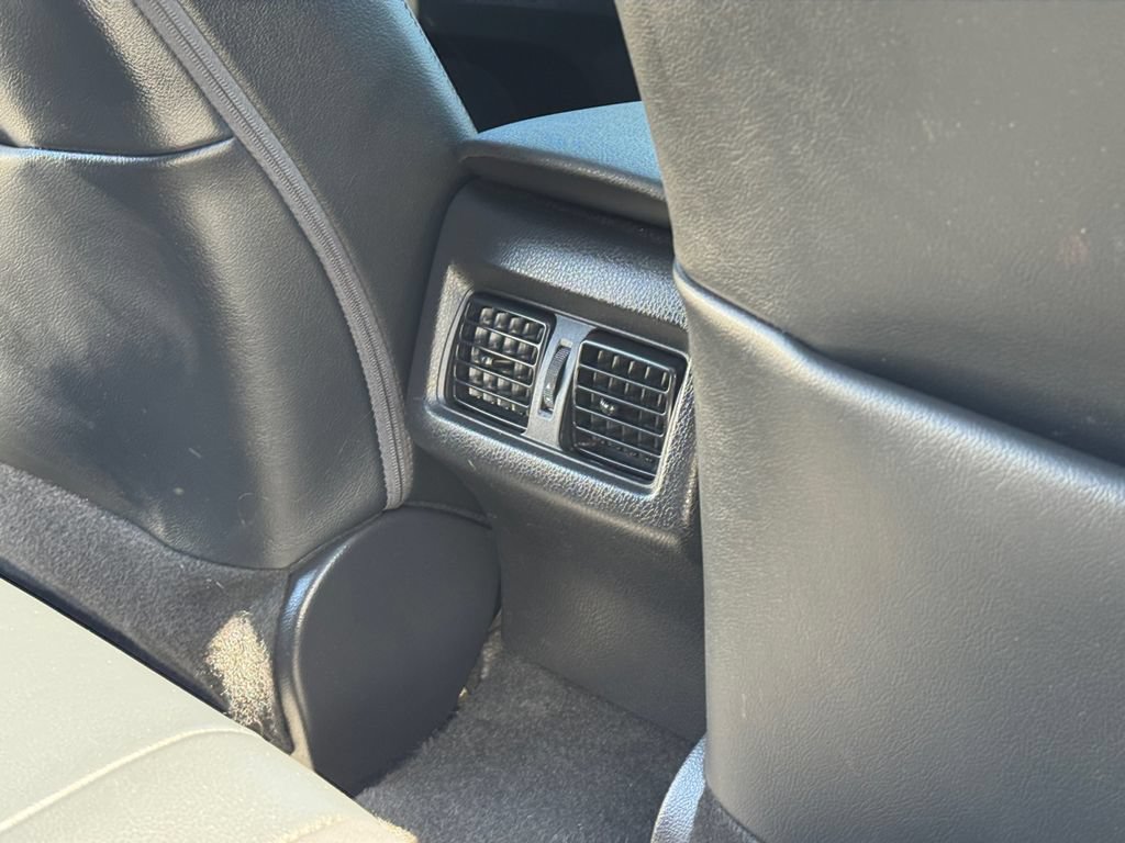 Used 2022 Toyota Camry XSE FWD image 22
