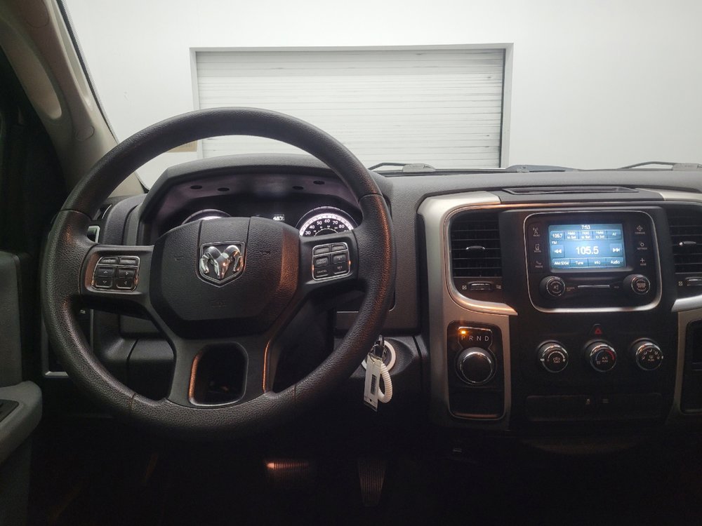 Used 2019 RAM 1500 Classic SLT RWD image 22