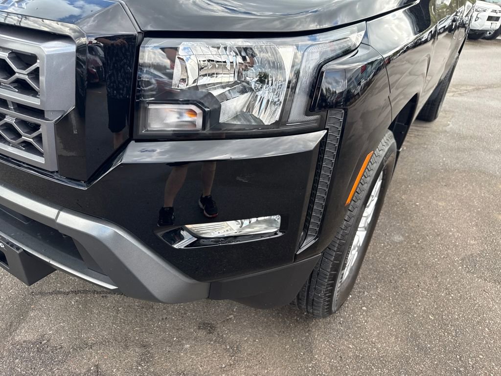 Used 2024 Nissan Frontier SV w/ SV Convenience Package image 44