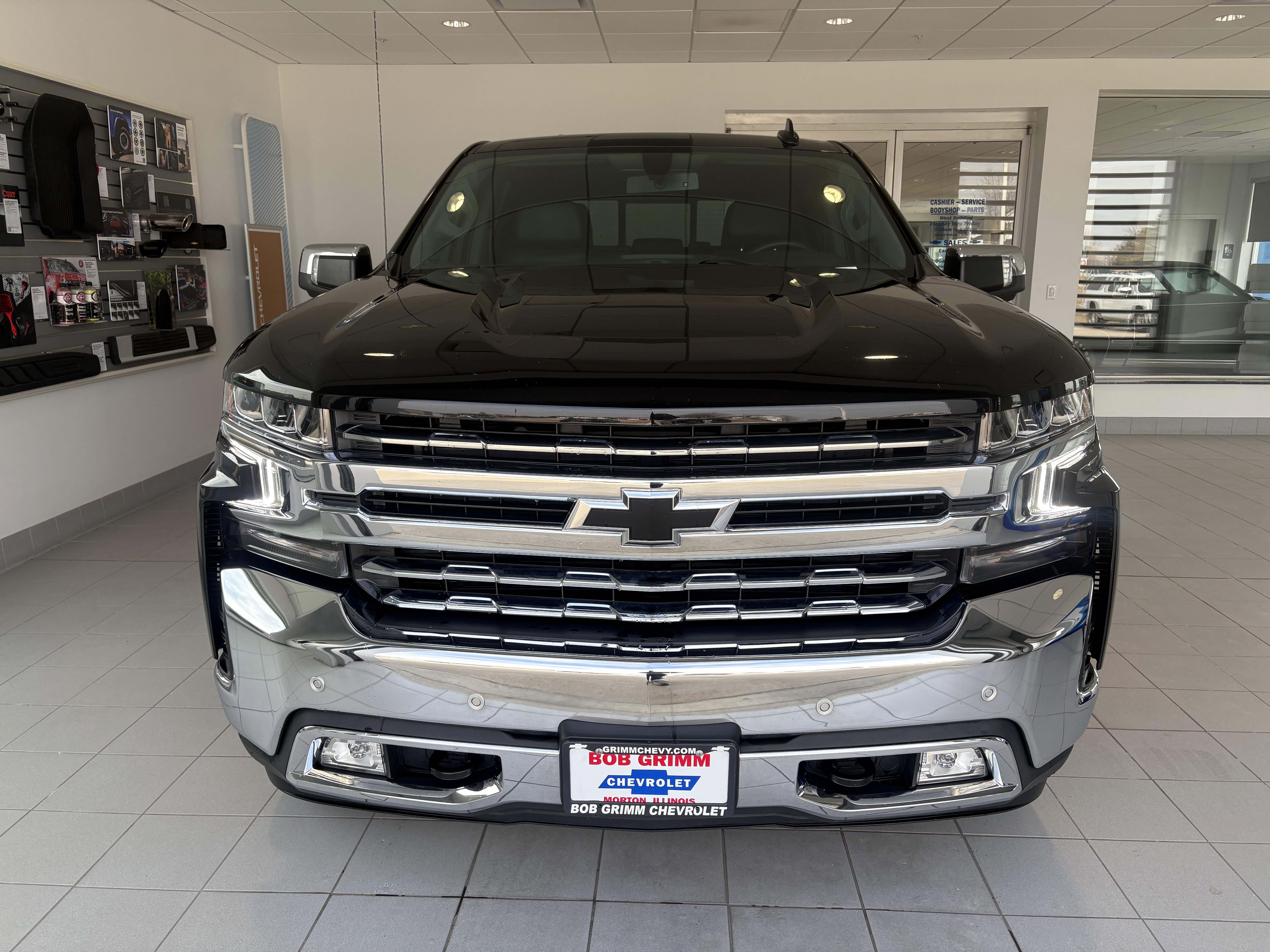 Used 2022 Chevrolet Silverado 1500 LTZ image 7
