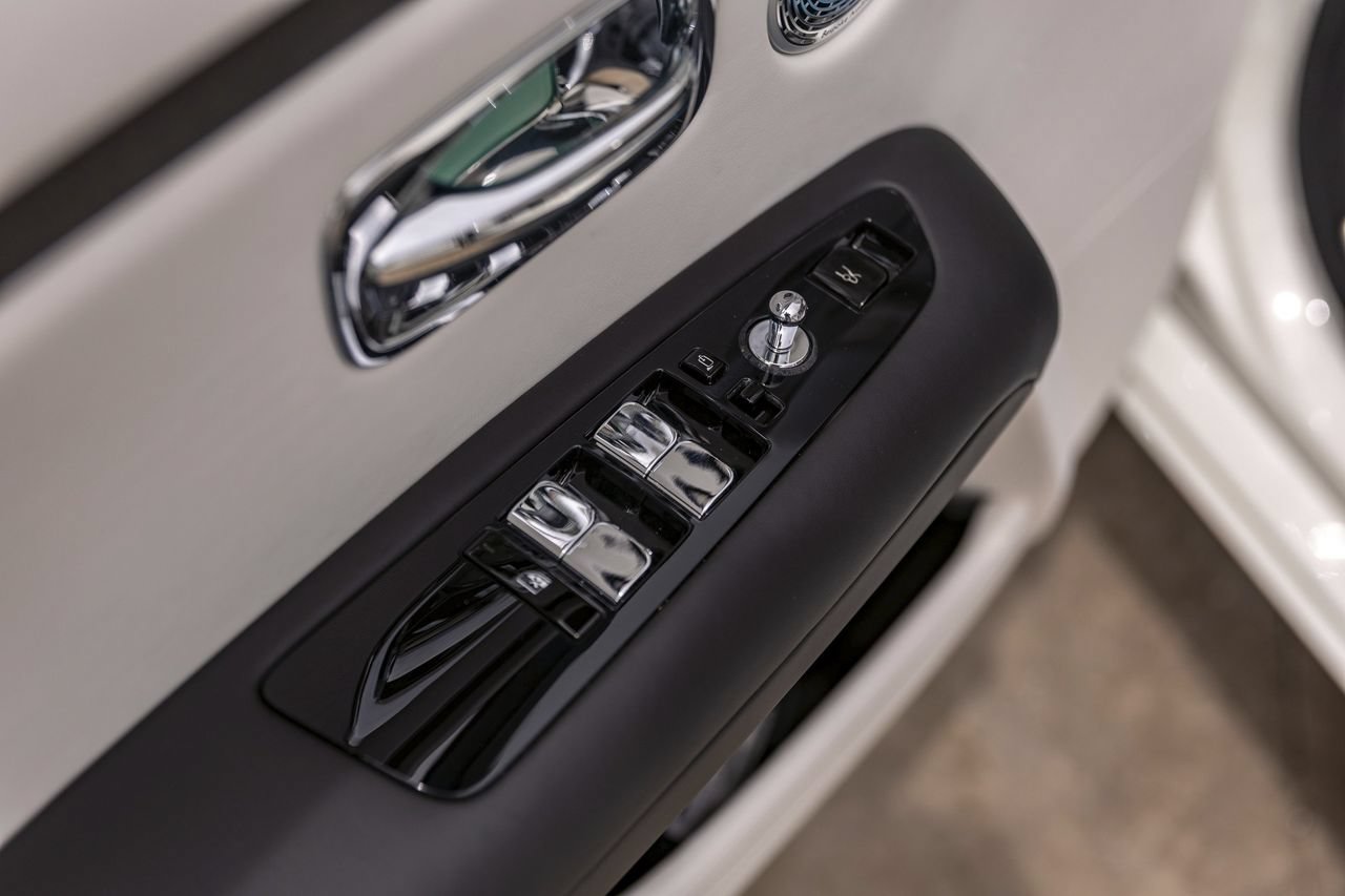 New 2026 Rolls-Royce Ghost AWD/4WD image 44