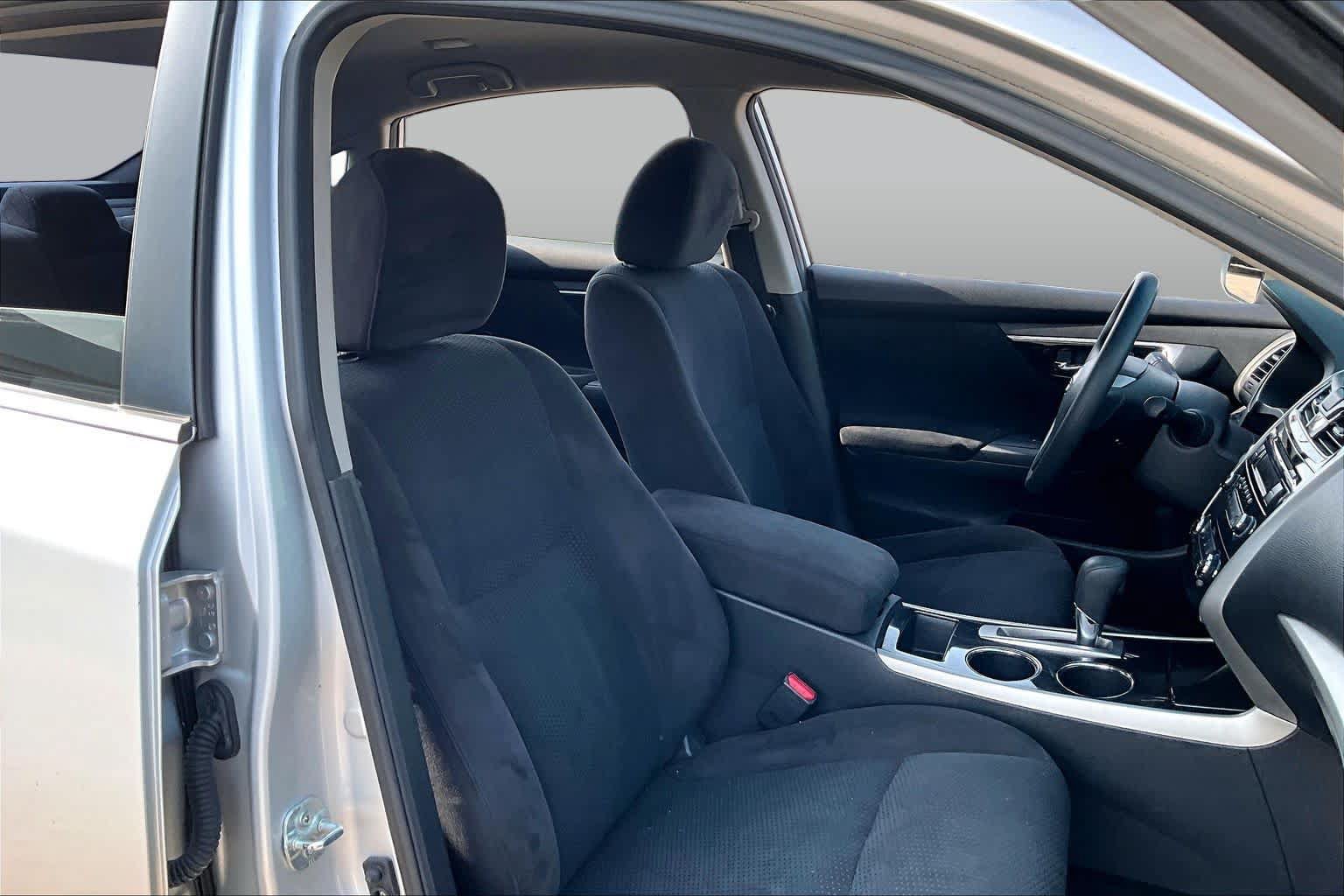 Used 2014 Nissan Altima 2.5 S FWD image 8