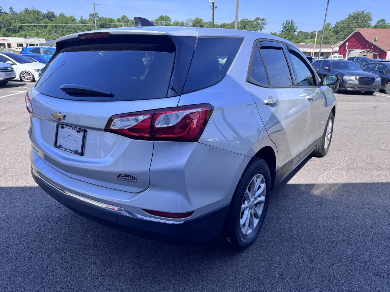 Used 2018 Chevrolet Equinox LS FWD image 6