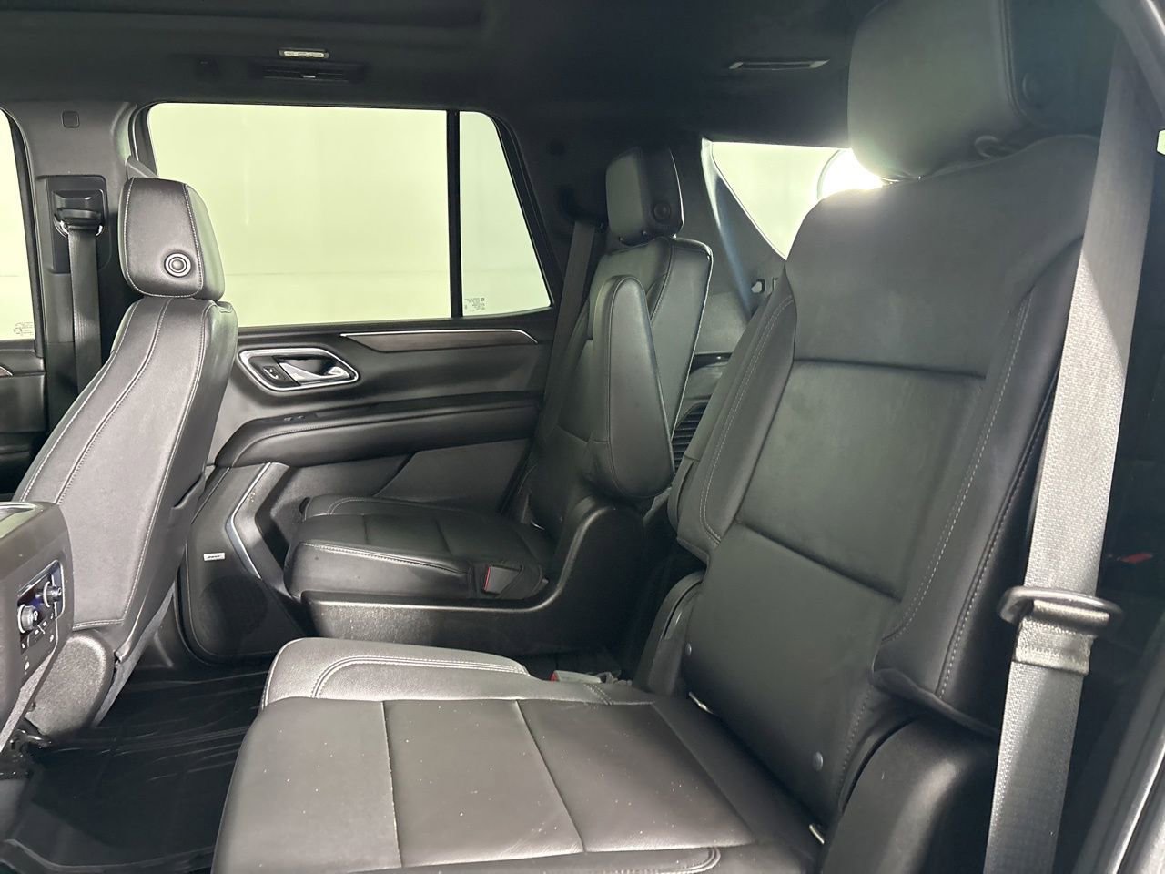 Used 2021 Chevrolet Tahoe Z71 w/ Z71 Off-Road Package image 23