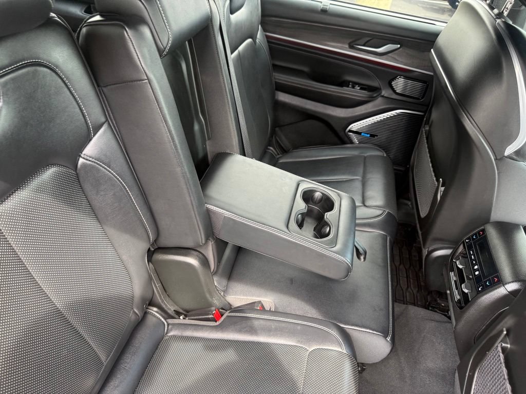 Used 2021 Jeep Grand Cherokee L Overland w/ Advanced Protech Group III AWD/4WD image 66