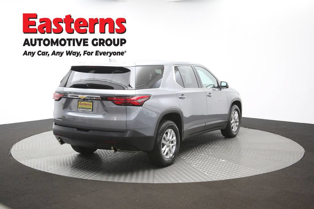 Used 2023 Chevrolet Traverse LS FWD image 39