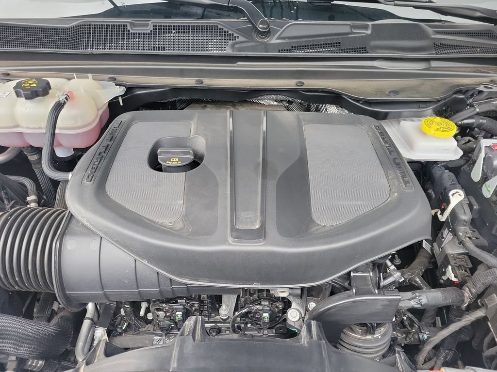 Used 2025 RAM 1500 Classic Warlock AWD/4WD image 35