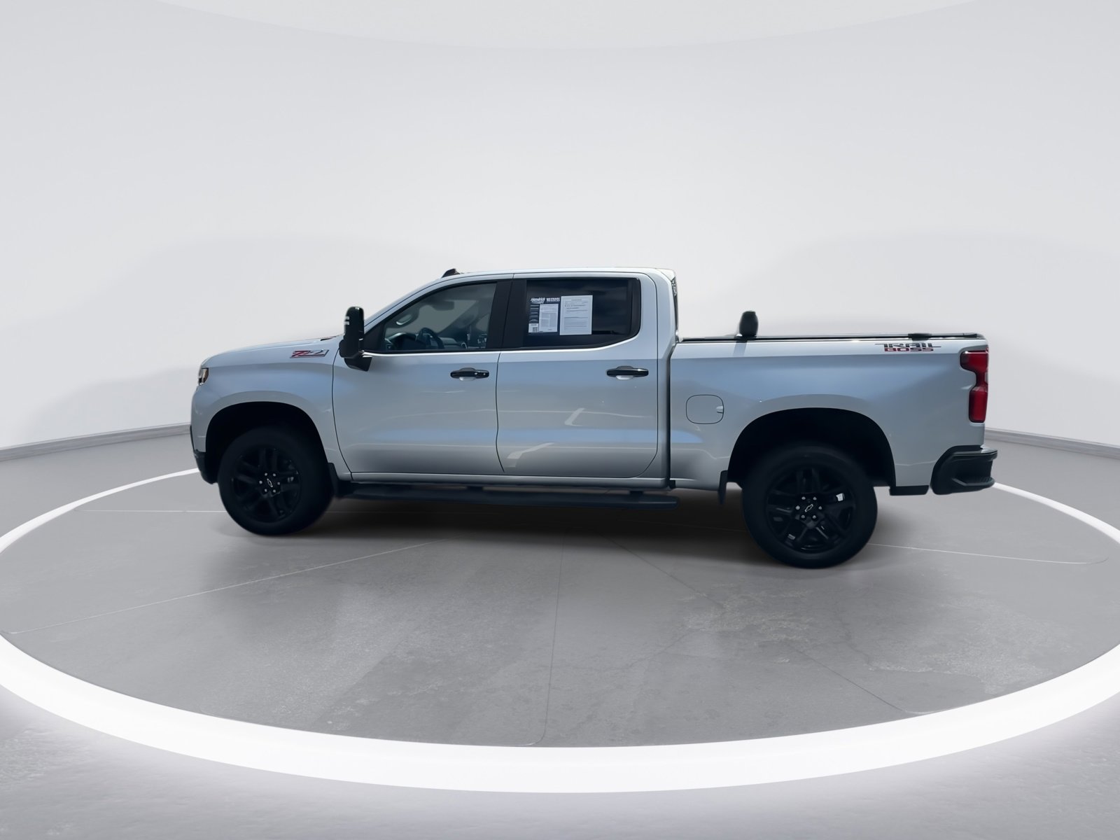 Certified 2021 Chevrolet Silverado 1500 LT Trail Boss AWD/4WD image 6