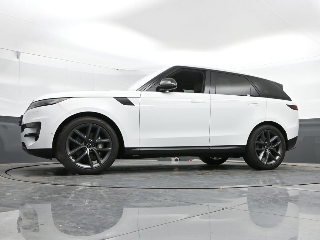 Used 2024 Land Rover Range Rover Sport SE AWD/4WD image 45