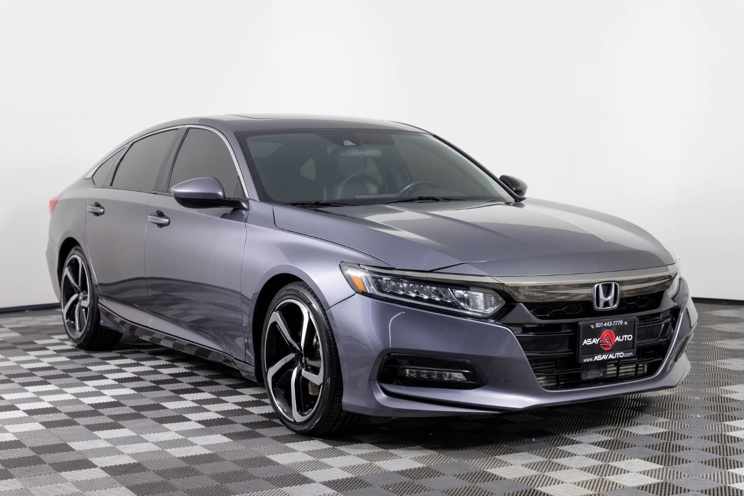 Used 2018 Honda Accord Sport image 11