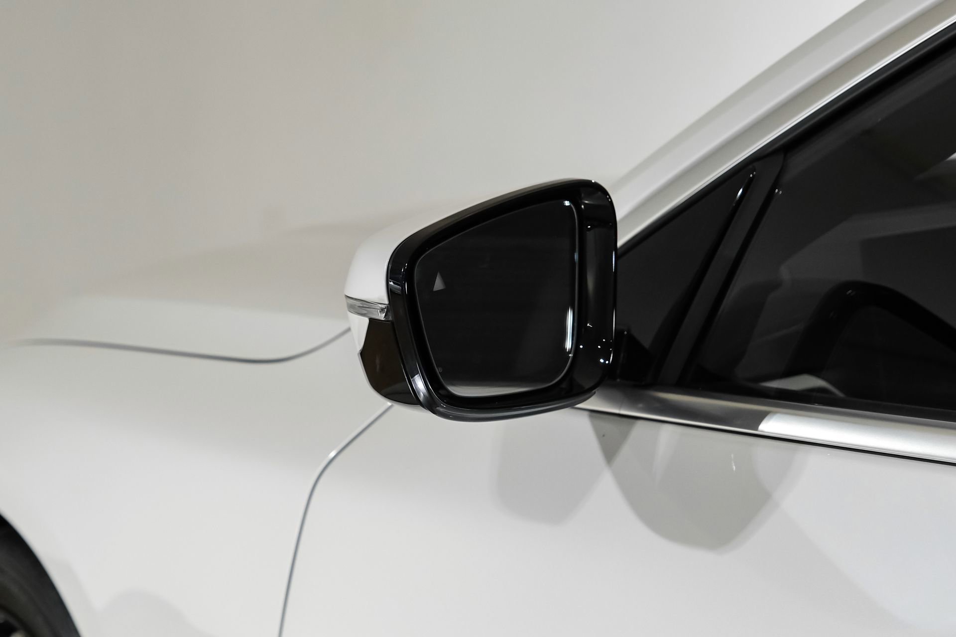 Used 2025 BMW 430i xDrive Coupe w/ Premium Package AWD/4WD image 37