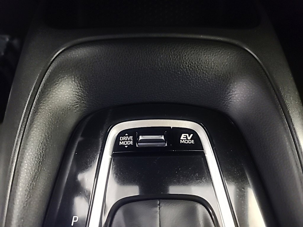 Used 2026 Toyota Corolla SE FWD image 36