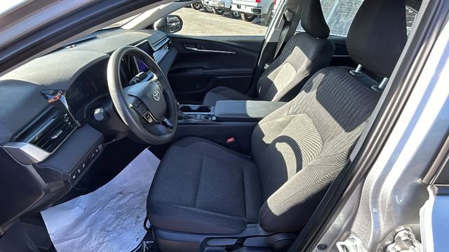 Used 2025 Toyota Camry LE image 17