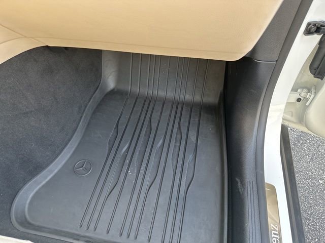 Certified 2024 Mercedes-Benz GLC 300 4MATIC image 37