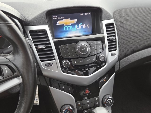 Used 2014 Chevrolet Cruze LT image 17