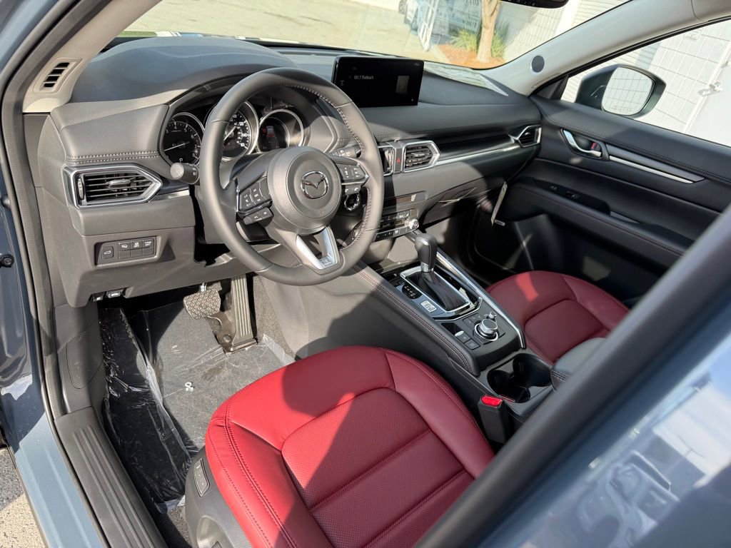 New 2025 MAZDA CX-5 Carbon Edition image 2