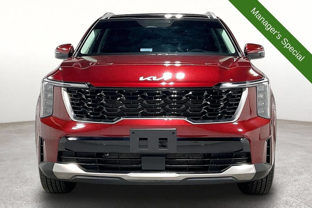 Used 2025 Kia Sorento S w/ Panoramic Sunroof Package FWD image 4