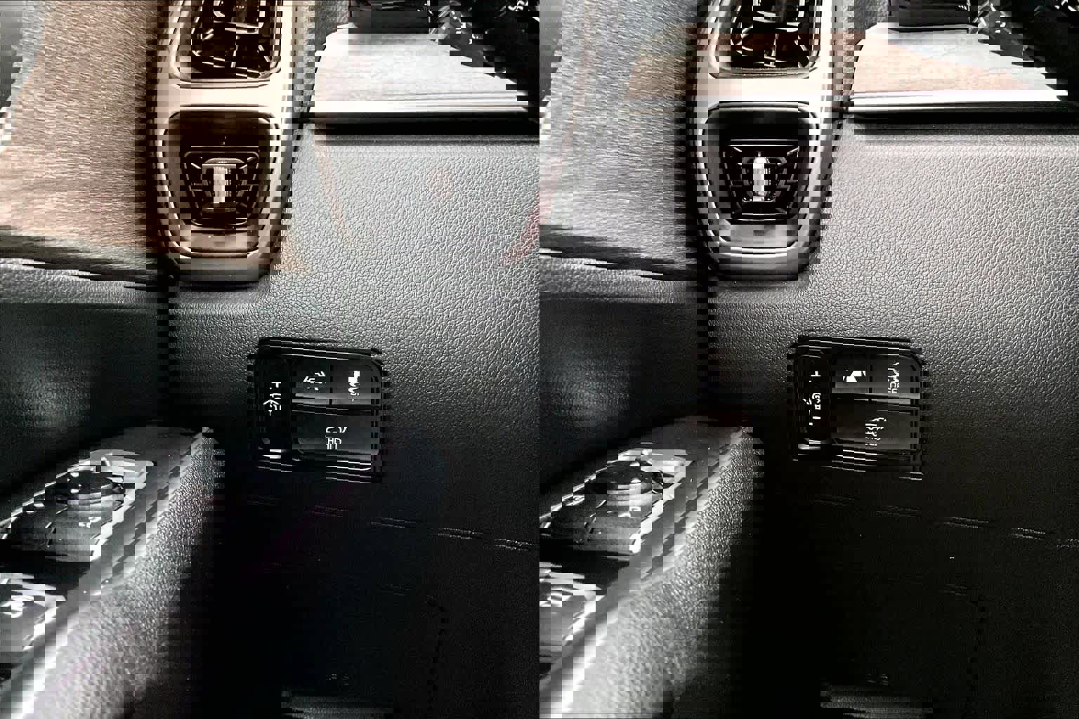 Used 2023 Kia Sorento X-Line EX image 36