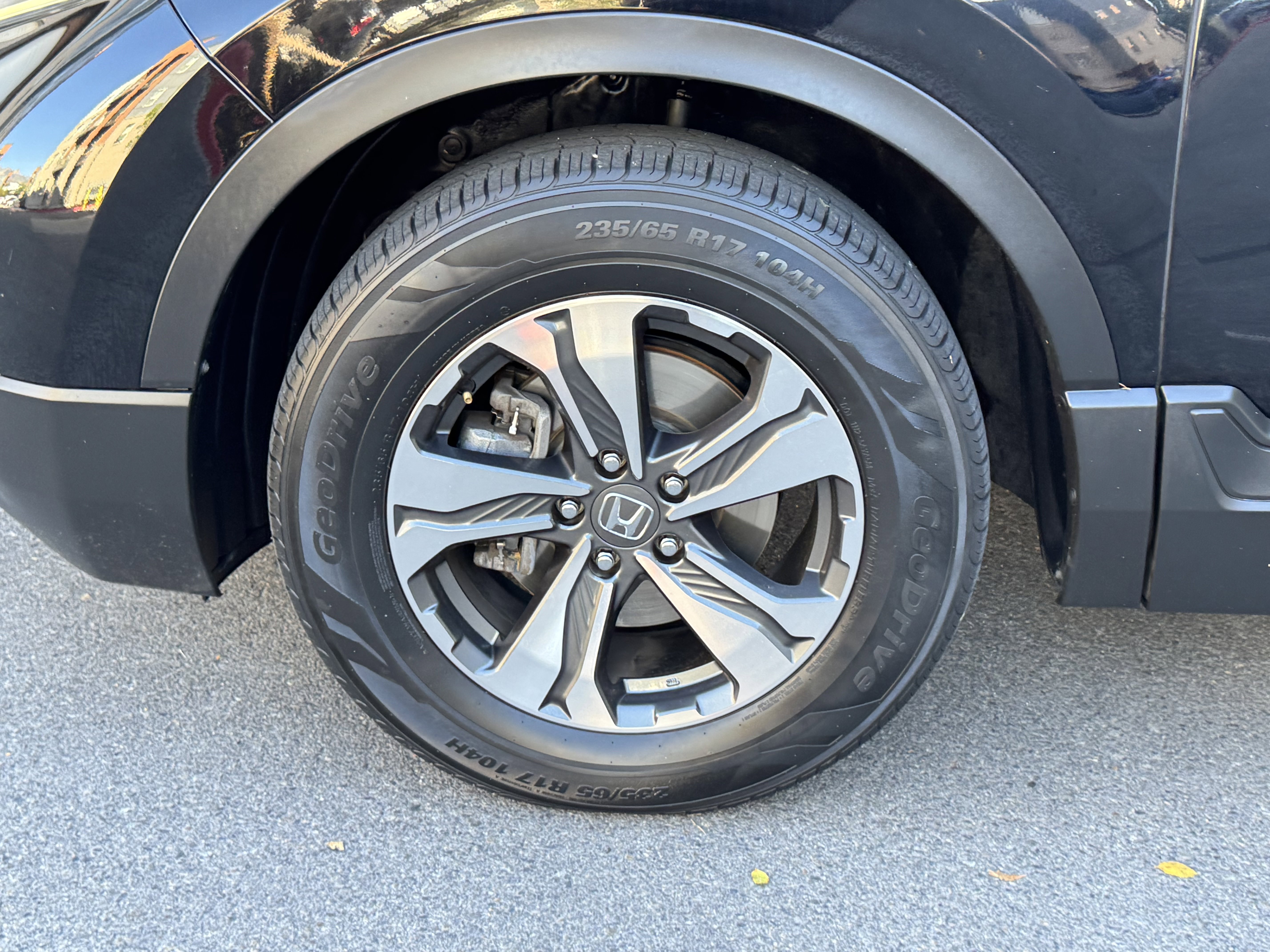 Used 2018 Honda CR-V LX image 13