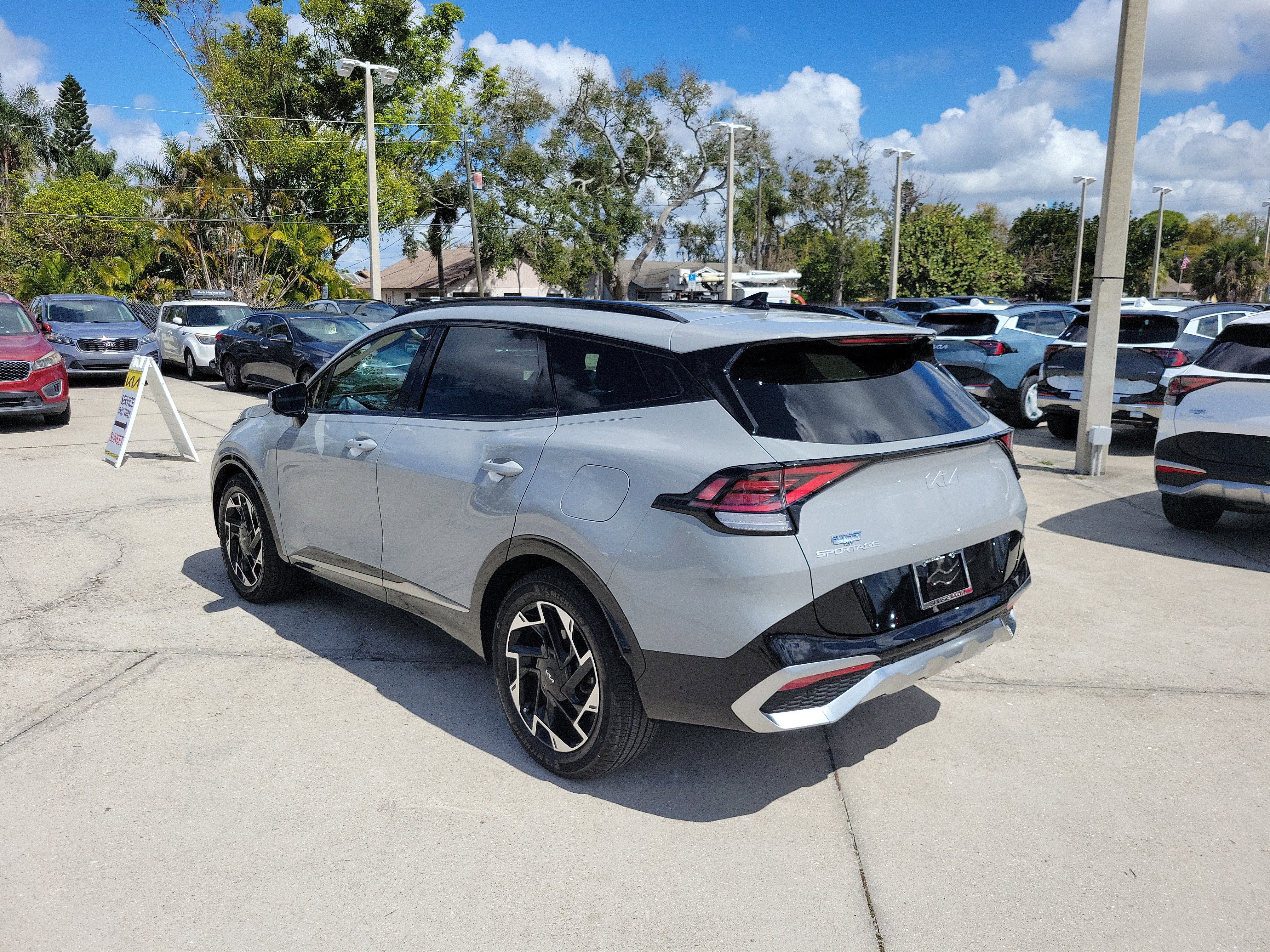 Certified 2023 Kia Sportage SX image 6