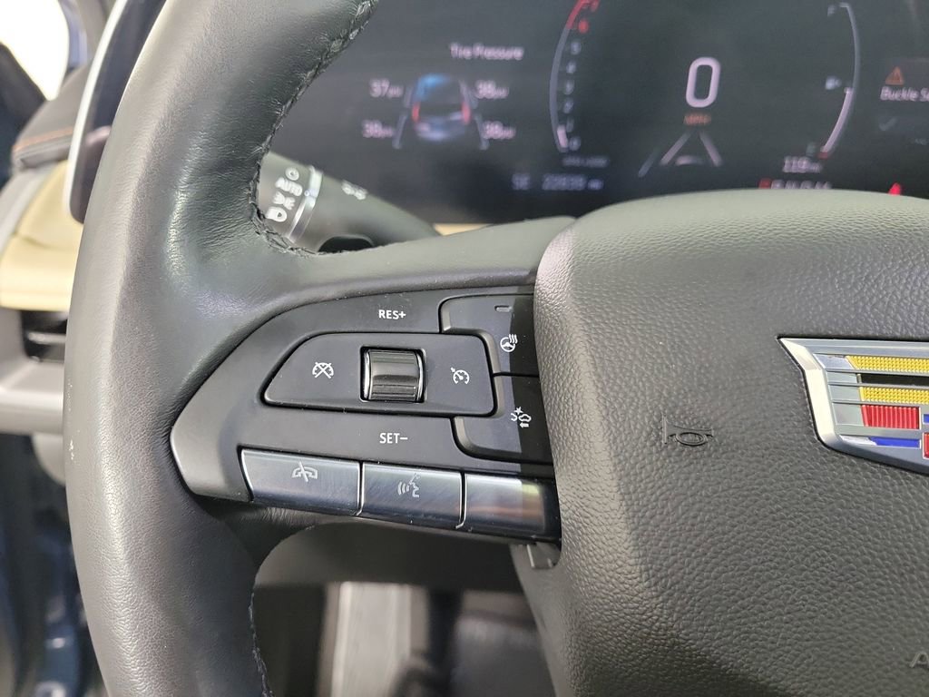 Certified 2024 Cadillac XT4 Luxury w/ Cold Weather Package FWD image 23