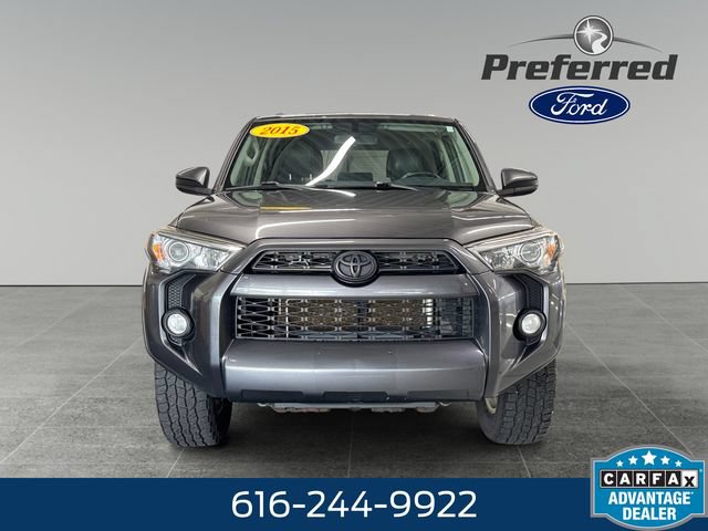 Used 2015 Toyota 4Runner SR5 AWD/4WD image 11