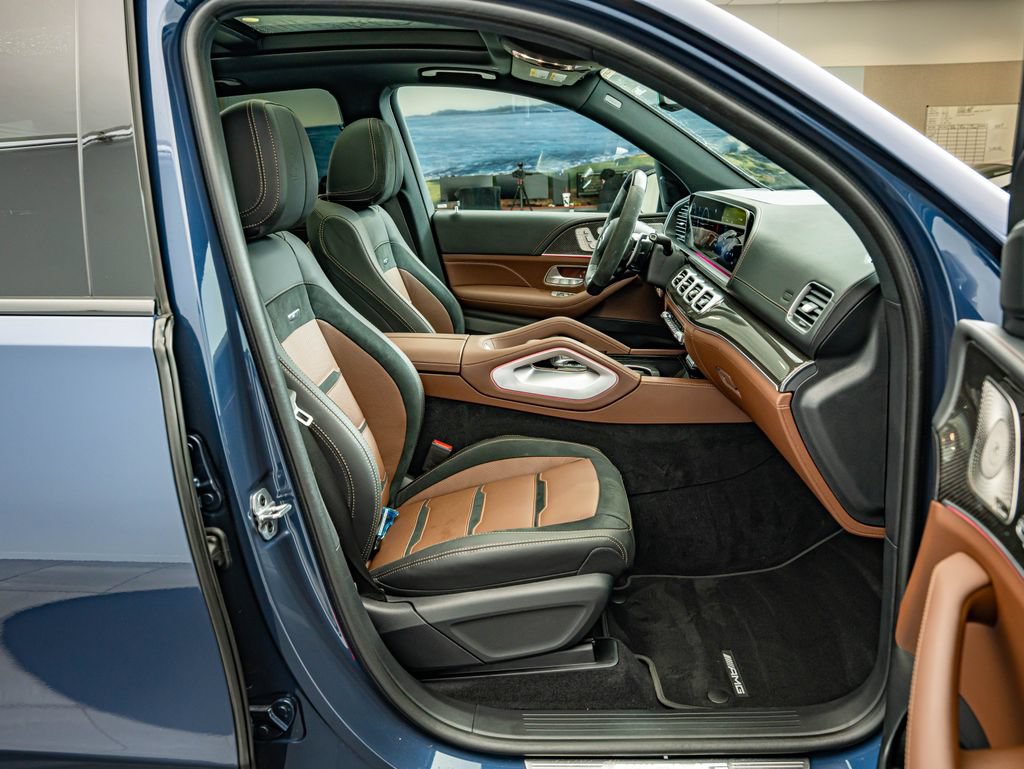 Certified 2025 Mercedes-Benz GLE 53 AMG 4MATIC image 39