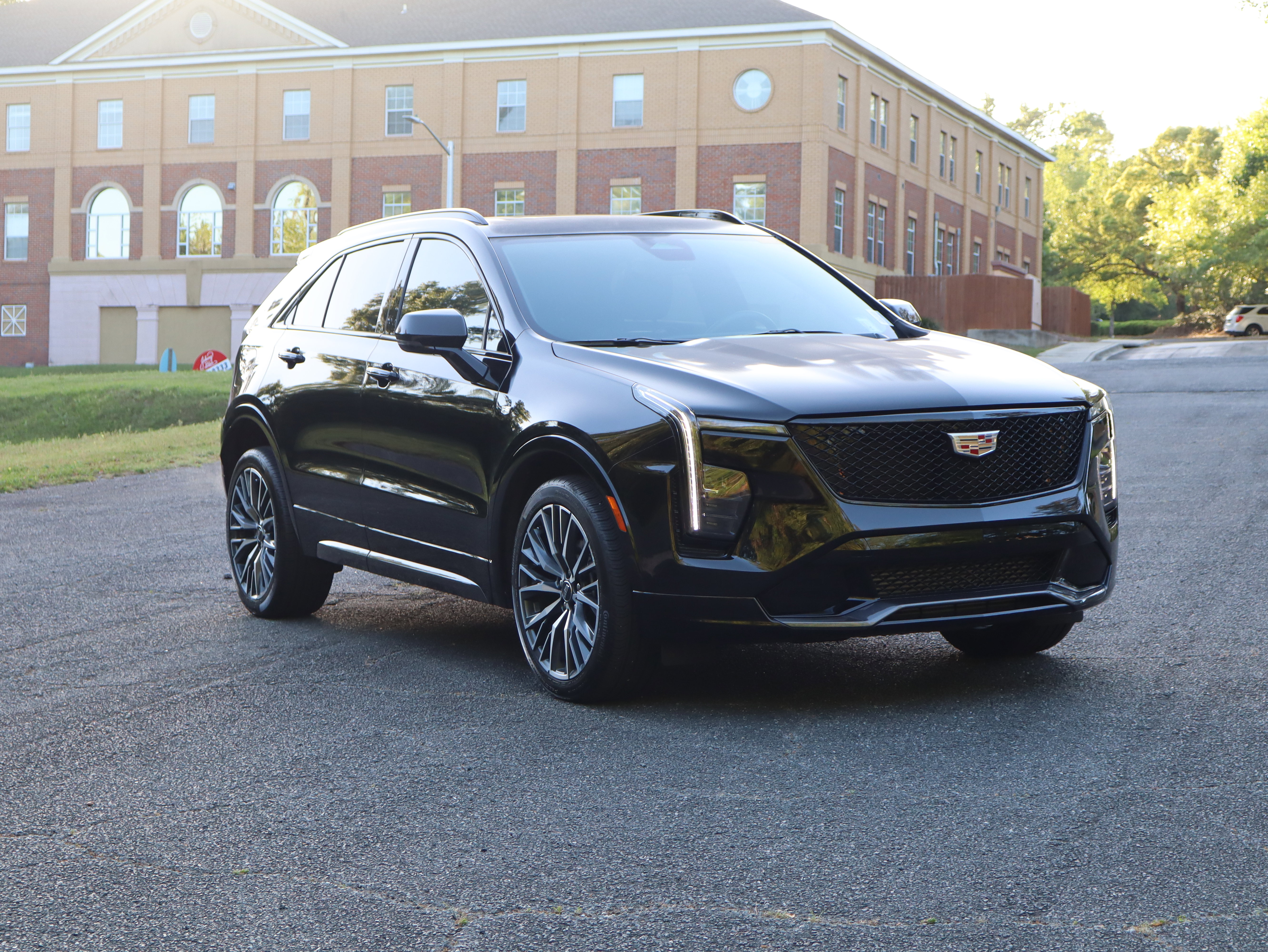 Used 2024 Cadillac XT4 Sport image 9