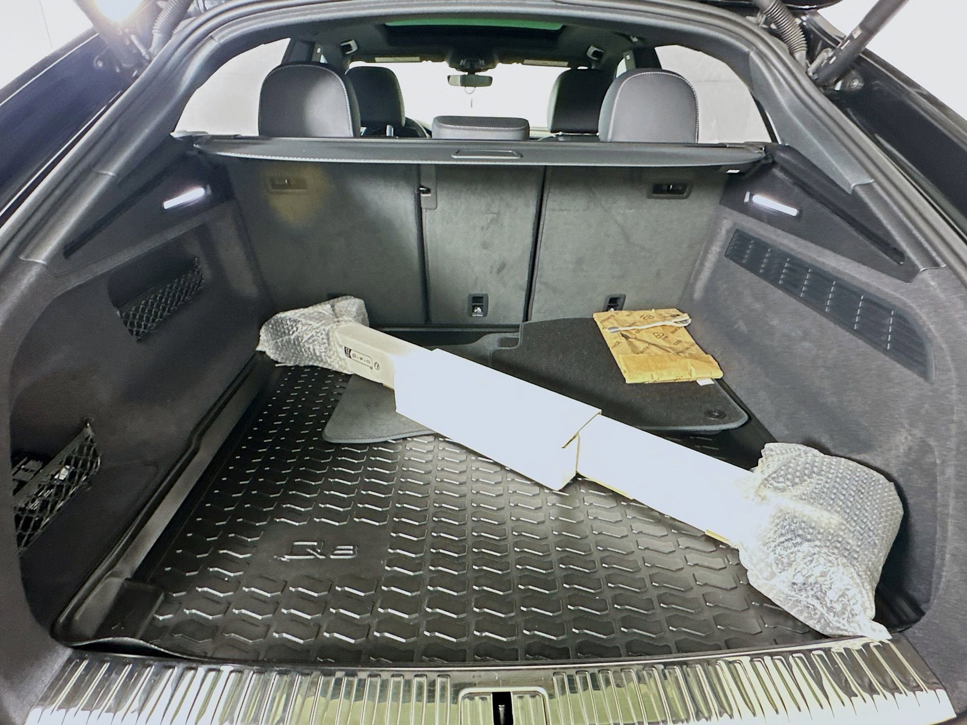 Used 2025 Audi Q8 Premium Plus image 28