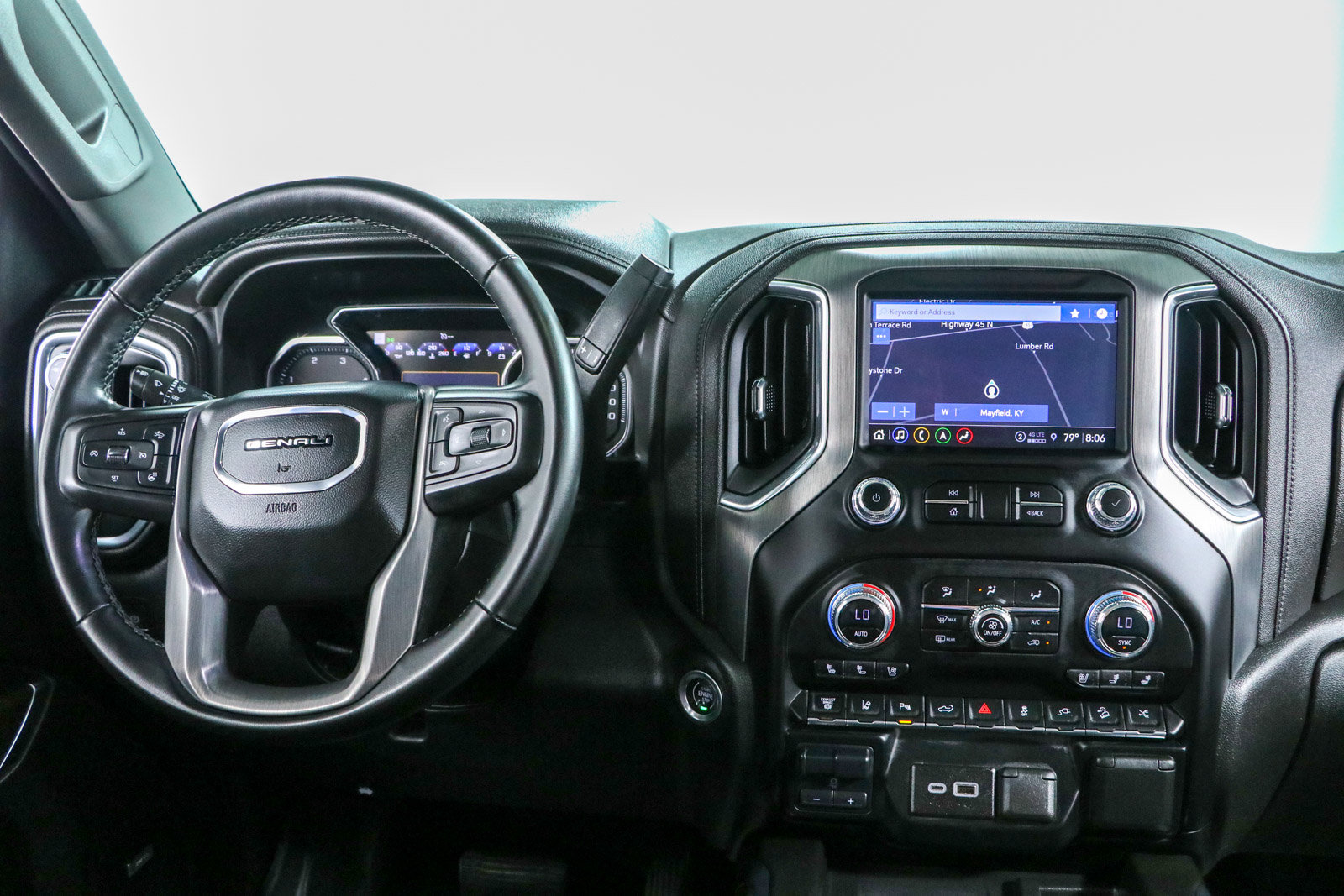 Used 2023 GMC Sierra 2500 Denali w/ Denali Ultimate Package AWD/4WD image 18
