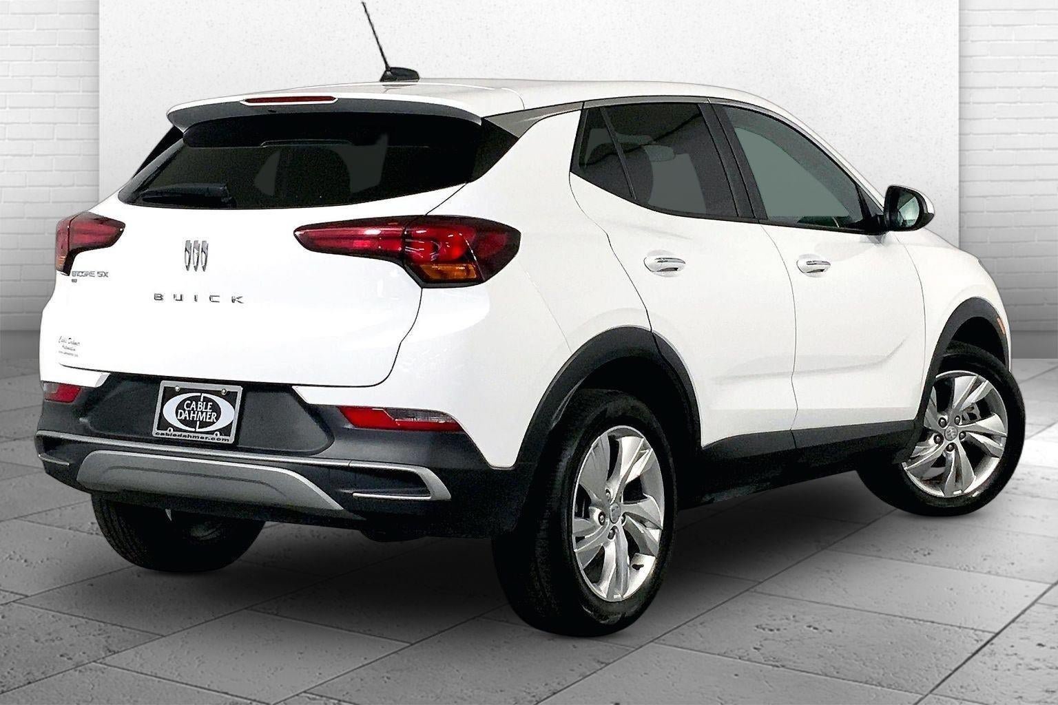 Used 2025 Buick Encore GX Preferred AWD/4WD image 13
