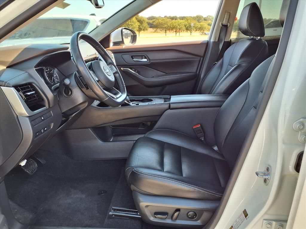 Used 2023 Nissan Rogue SL w/ SL Premium Package FWD image 18