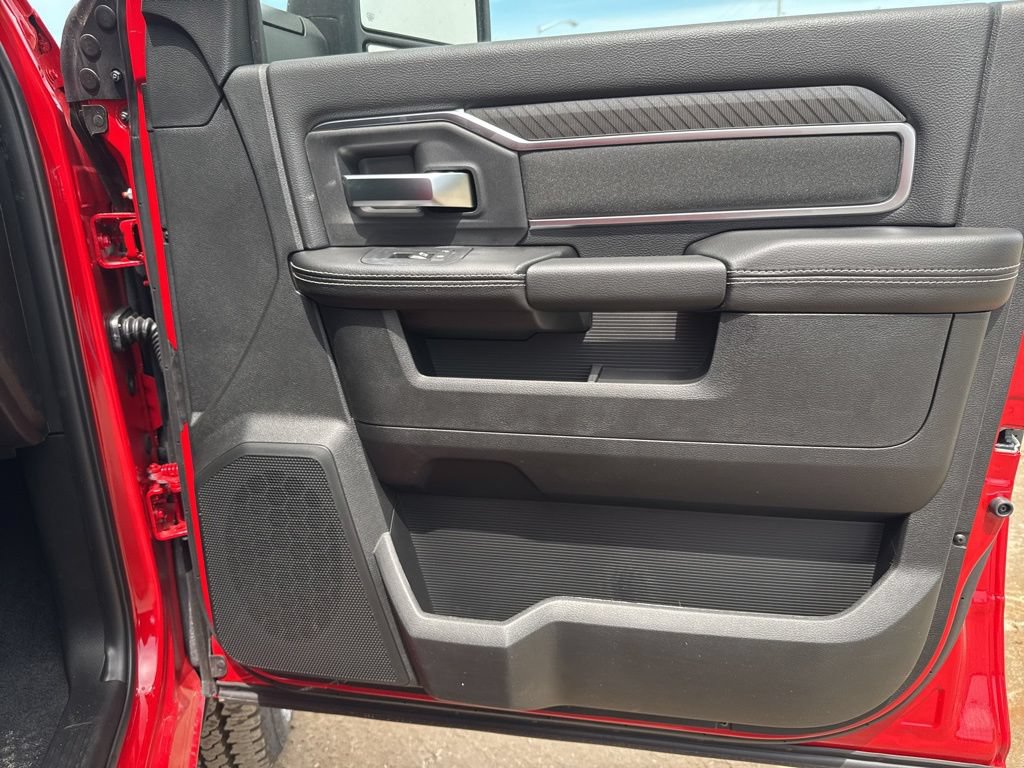 New 2026 RAM 2500 Big Horn AWD/4WD image 26