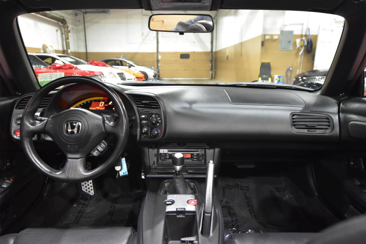 Used 2004 Honda S2000 image 31