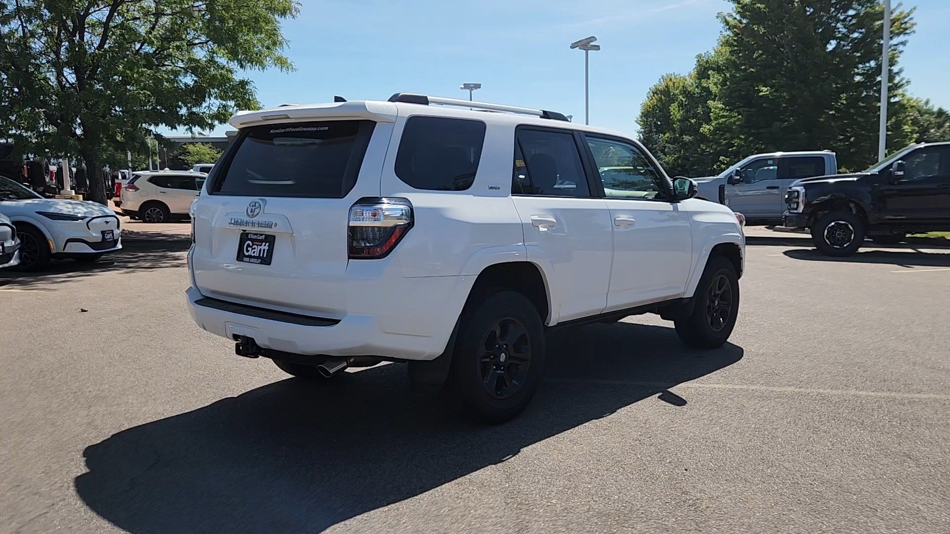 Used 2019 Toyota 4Runner SR5 Premium AWD/4WD image 14