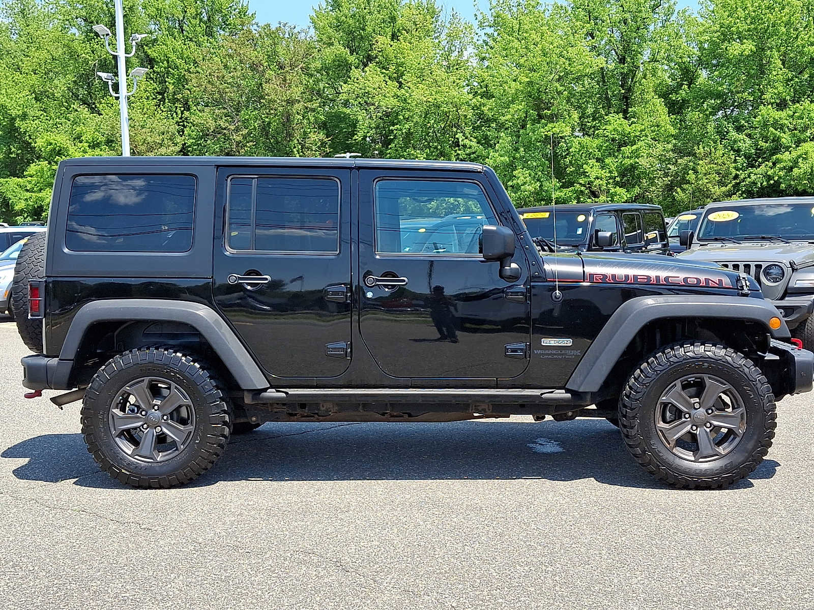 Used 2018 Jeep Wrangler Unlimited Rubicon AWD/4WD image 7