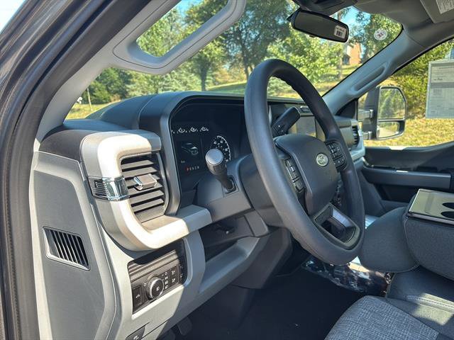 New 2026 Ford F450 XLT image 12