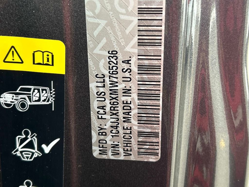 Used 2021 Jeep Wrangler Unlimited Rubicon 4xe w/ Dual Top Group image 36