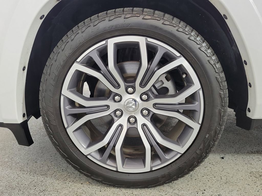 Used 2025 RAM 1500 Tungsten w/ Off Road Group AWD/4WD image 9