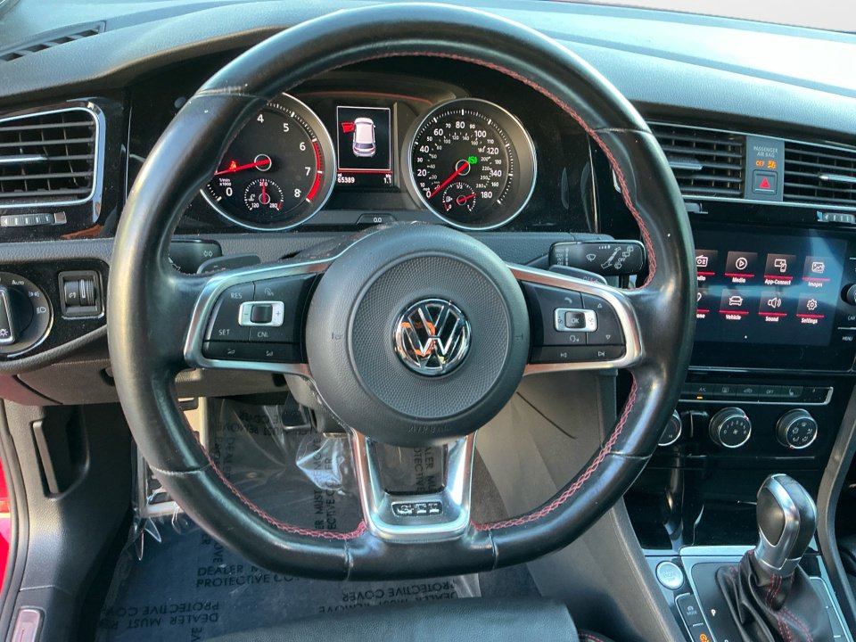 Used 2018 Volkswagen GTI SE w/ SE Leather Package image 12