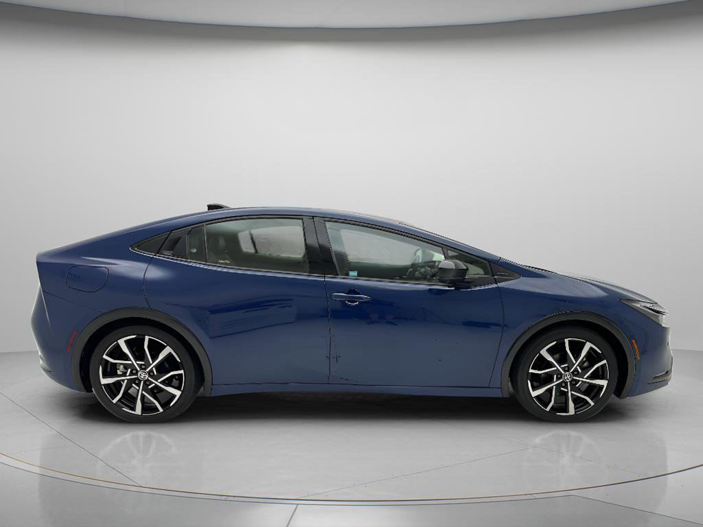 Used 2024 Toyota Prius Prime Premium w/ Advanced Technology Package FWD video 2