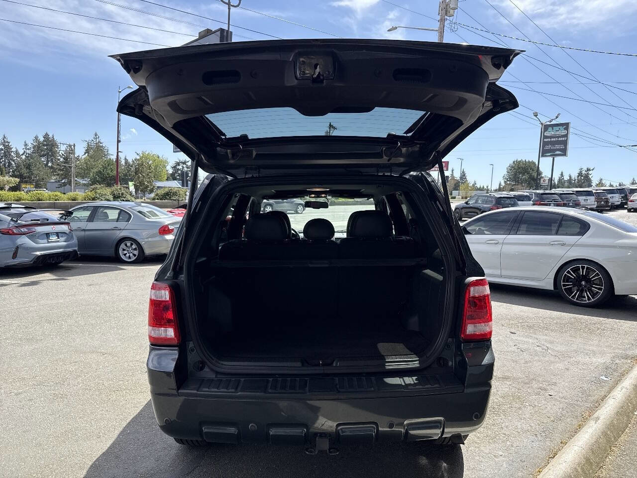 Used 2009 Ford Escape Limited AWD/4WD image 7
