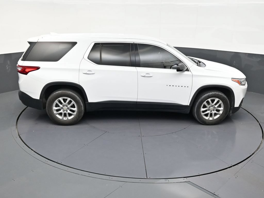 Used 2019 Chevrolet Traverse LS FWD image 17