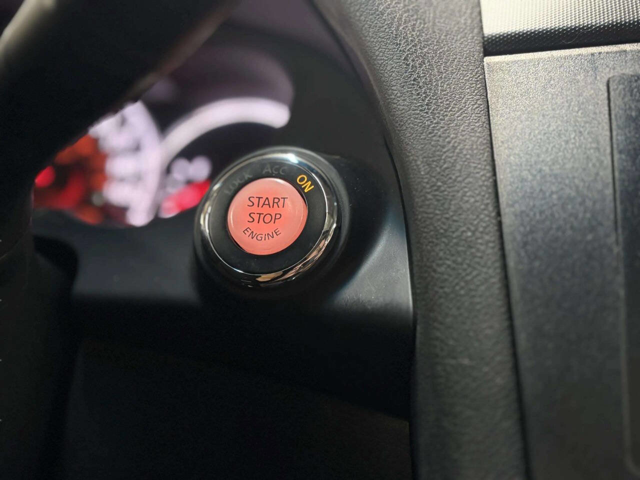 Used 2011 Nissan Altima 3.5 SR w/ 3.5SR Premium Pkg image 31