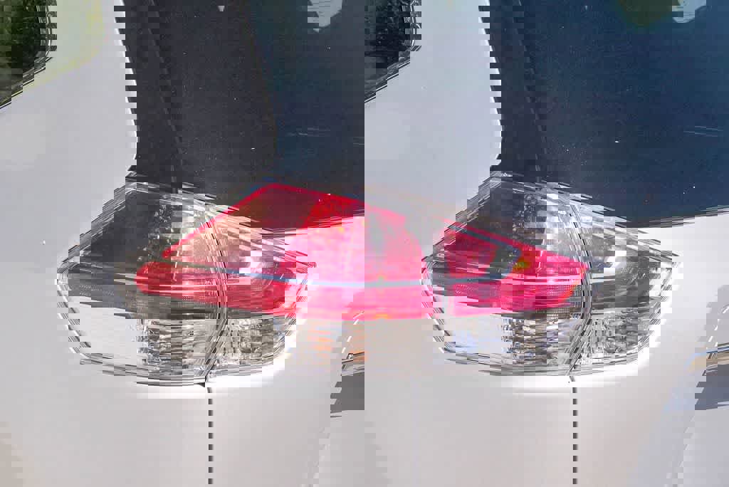 Used 2015 Nissan Rogue SV w/ SV Family Package FWD image 10