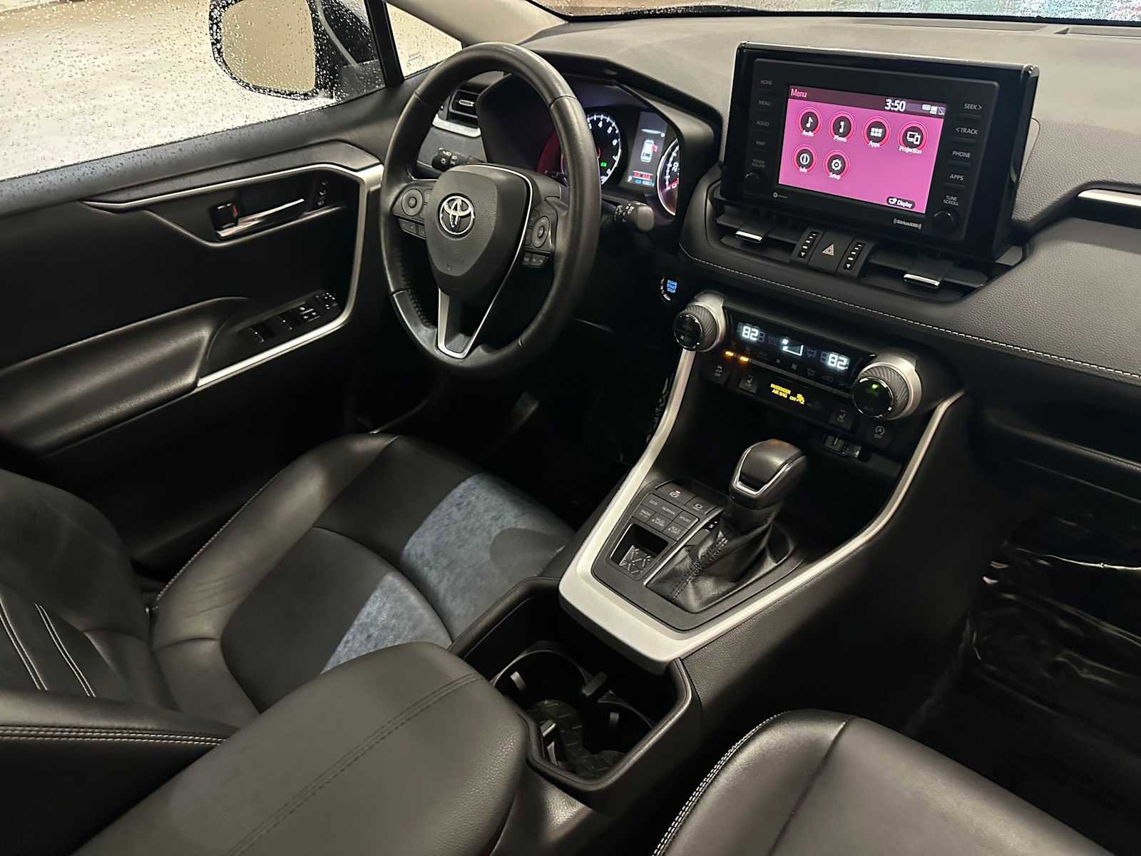Certified 2022 Toyota RAV4 XLE Premium AWD/4WD image 44
