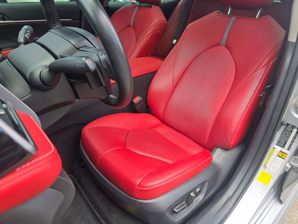 Used 2019 Toyota Camry XSE FWD image 22