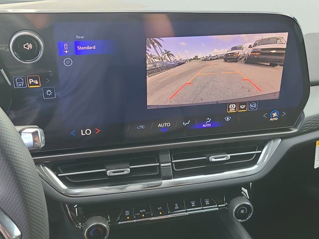 New 2026 Chevrolet Equinox EV LT w/ LPO, Blackout Package image 32