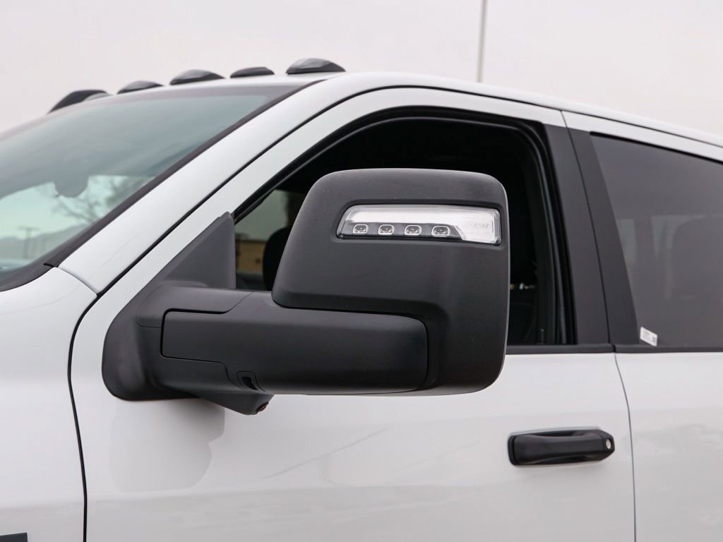 New 2026 RAM 3500 Big Horn AWD/4WD image 12